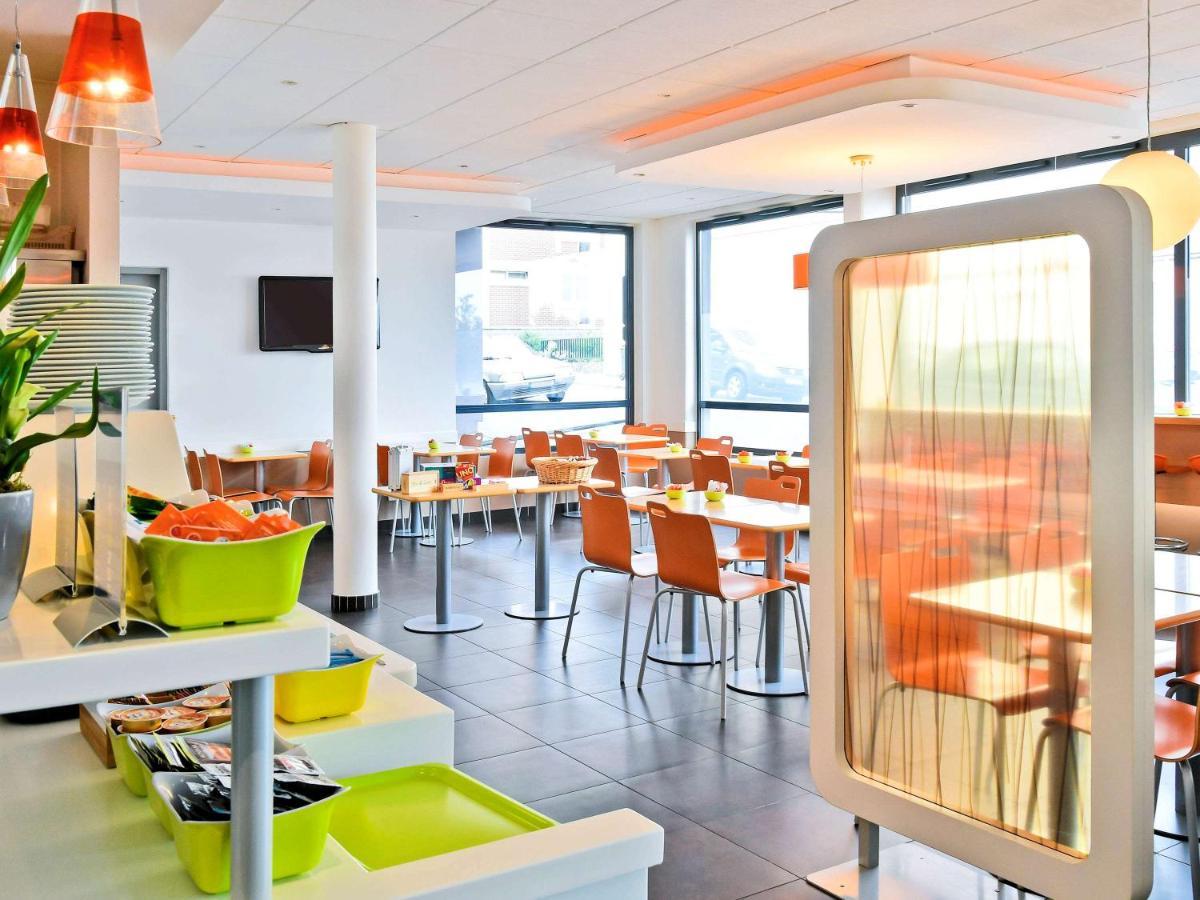 Ibis Budget Saint-Quentin Centre Gare Buitenkant foto