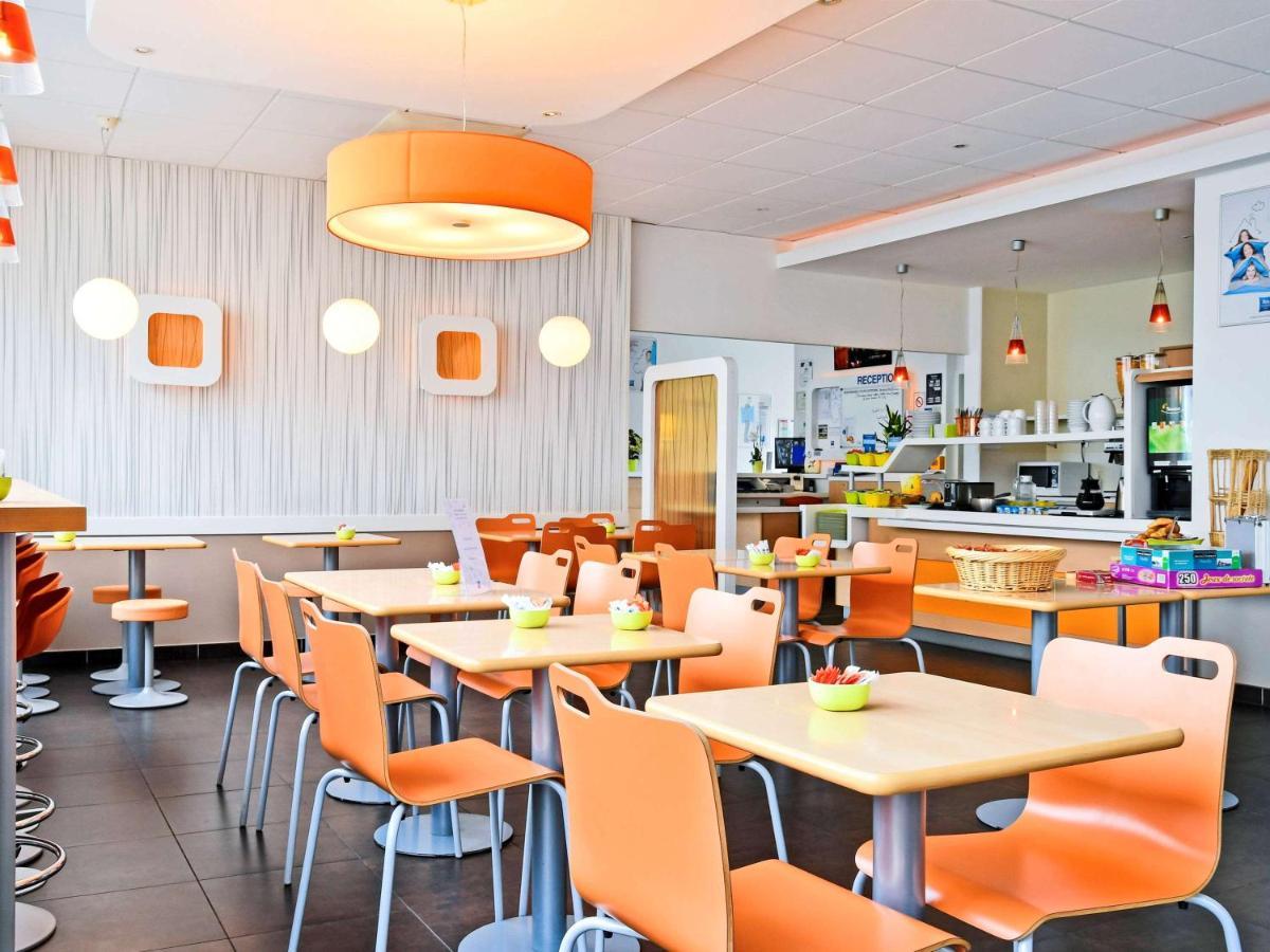 Ibis Budget Saint-Quentin Centre Gare Buitenkant foto