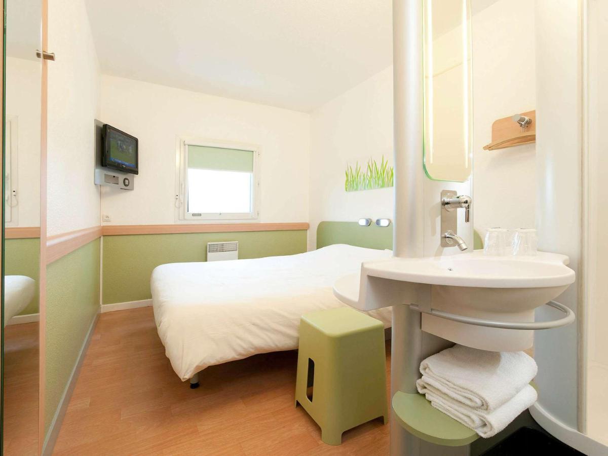 Ibis Budget Saint-Quentin Centre Gare Buitenkant foto