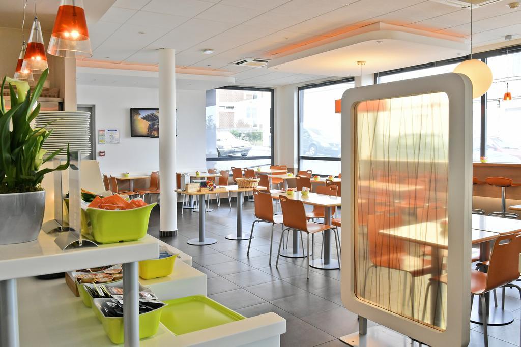 Ibis Budget Saint-Quentin Centre Gare Hotel Buitenkant foto