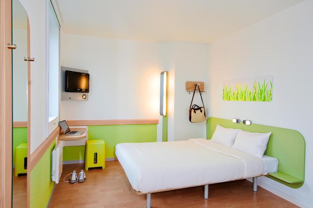 Ibis Budget Saint-Quentin Centre Gare Hotel Kamer foto